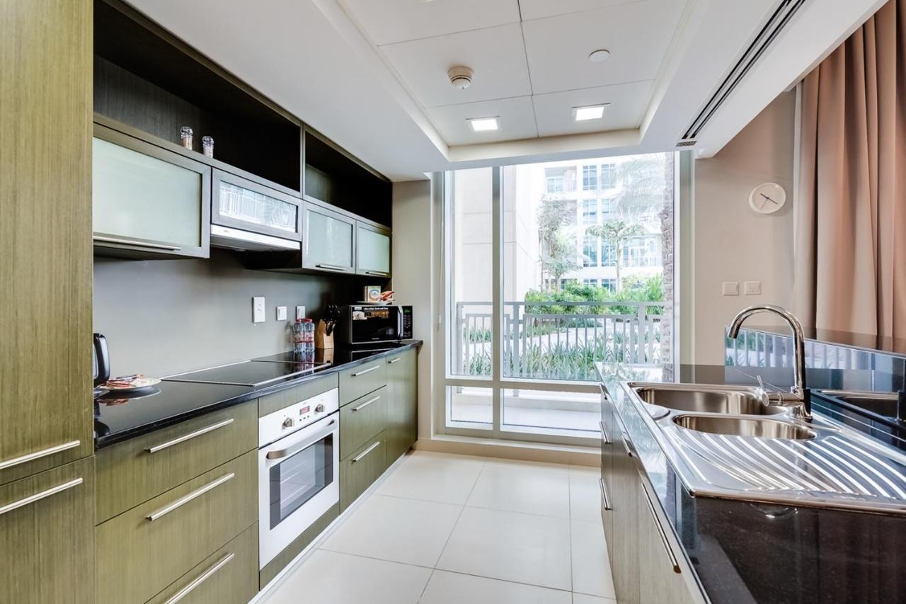 Oskena Vacation Homes -The Lofts Boulevard Downtown Дубай Екстериор снимка